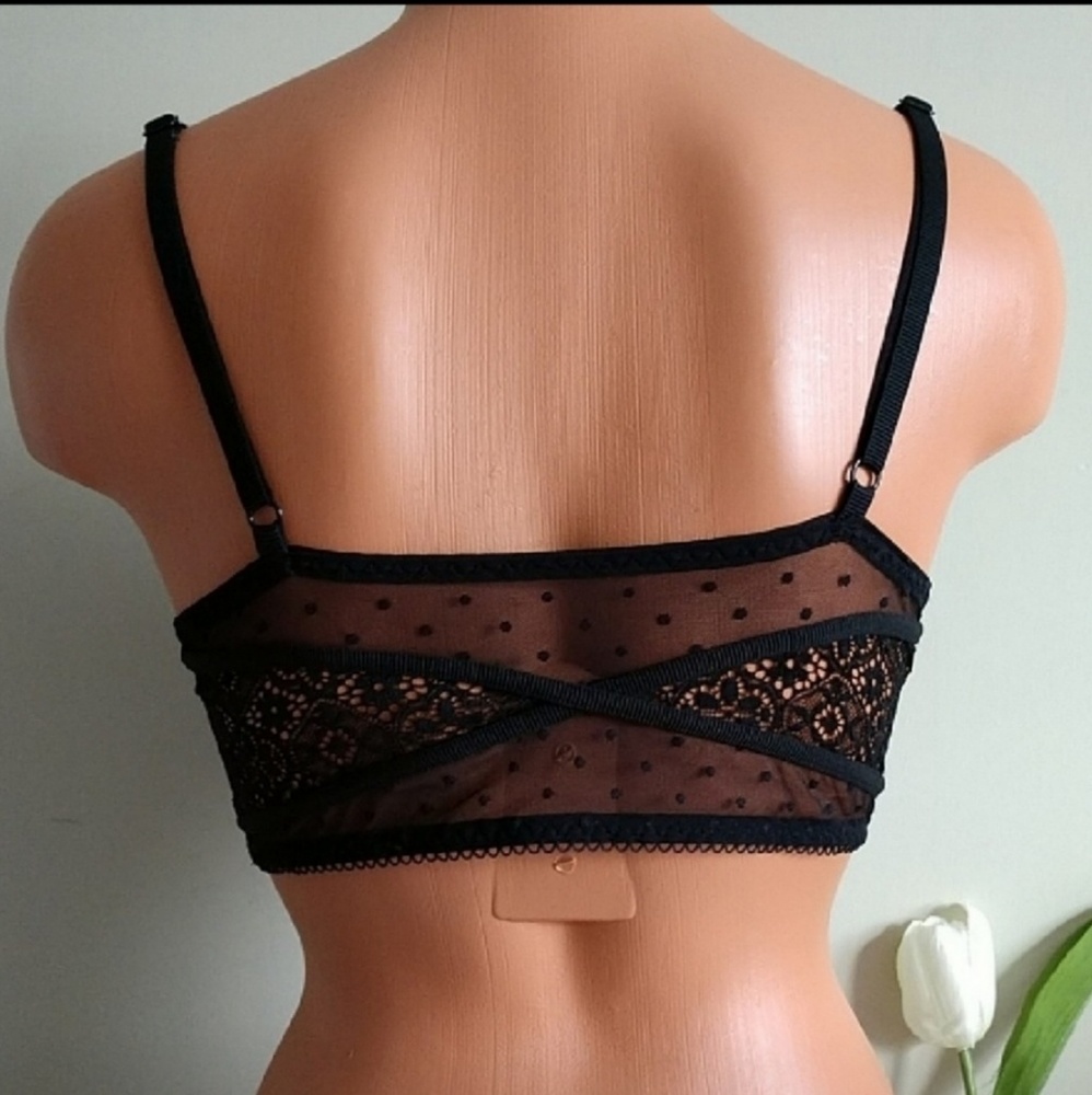 Size M❤️ VICTORIA'S SECRET PUSH-UP BRA - Picture 4 of 5